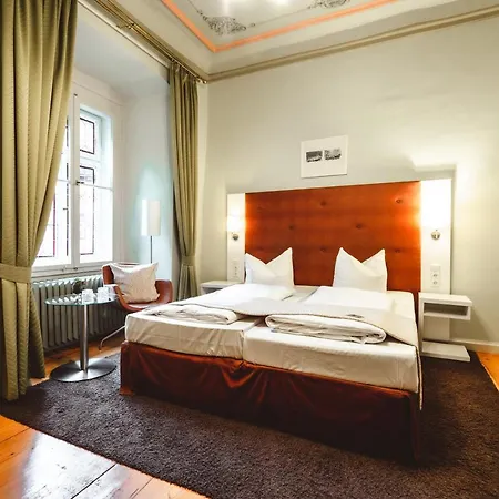 Hotell Romantik Hotel Schloss Hohenstein 4*