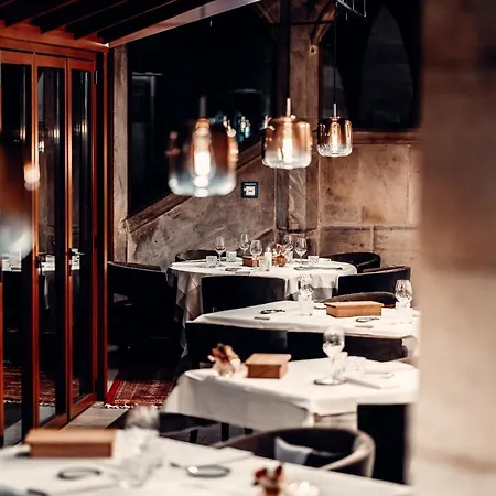 Отель Romantik Hotel Schloss Hohenstein 4*