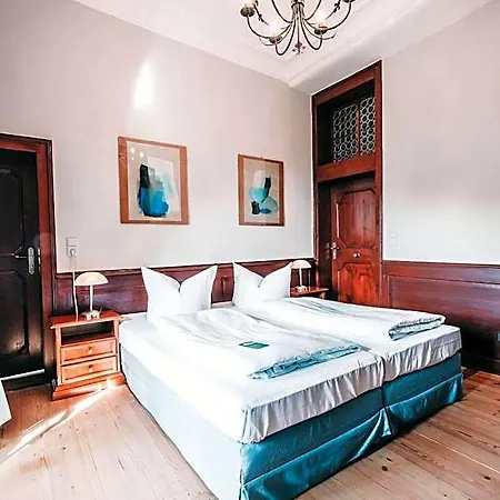 Hotel Romantik Schloss Hohenstein 4*
