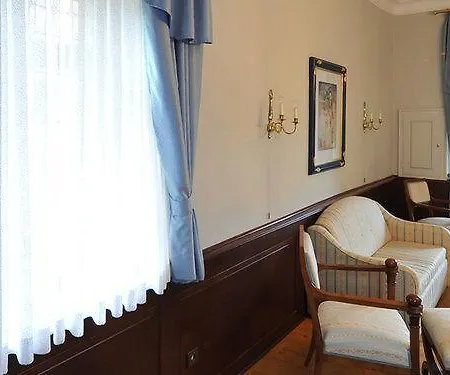 Hotell Romantik Hotel Schloss Hohenstein 4*