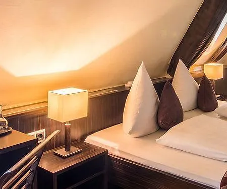 Romantik Hotel Schloss Hohenstein 4* Ahorn (Bavaria)