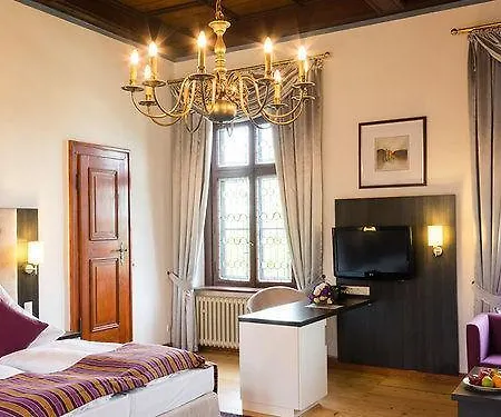 Romantik Hotel Schloss Hohenstein Hotell Ahorn (Bavaria)