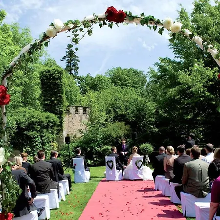 Romantik Schloss Hohenstein Szálloda Ahorn