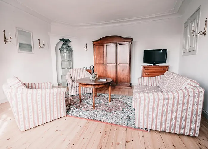 Hotel Romantik Schloss Hohenstein 4*