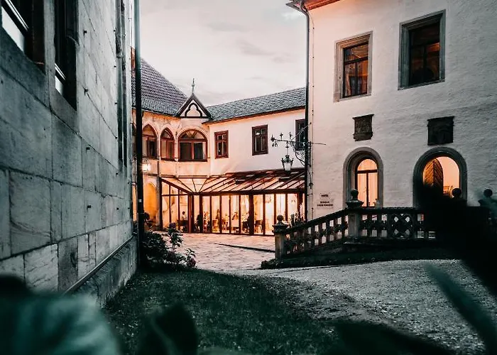 Romantik Schloss Hohenstein 4*