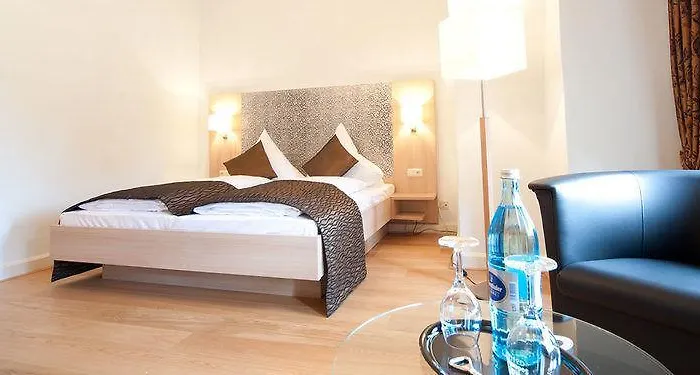 Hotel Romantik Schloss Hohenstein Ahorn (Bavaria)